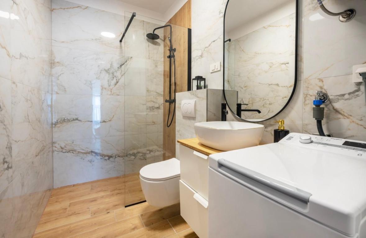 Modern Dax, 12 Min Walk To The Beach Appartement *